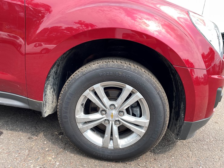 2015-chevrolet-equinox-lt-image-31
