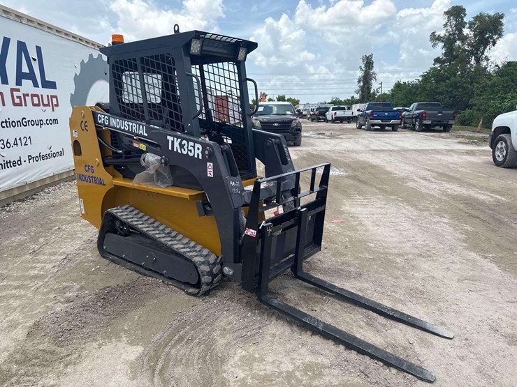 2025-cfg-industrial-tk35r-mini-track-loader-skid-steer-image-2