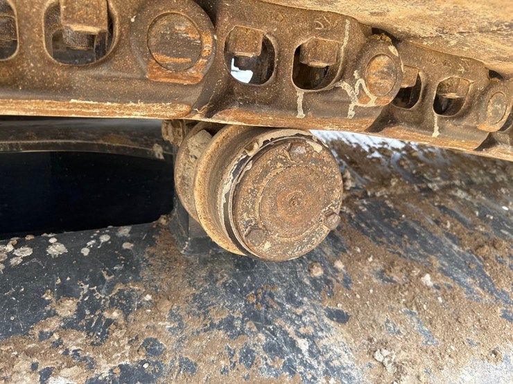 2023-komatsu-pc360-lc-11-image-15
