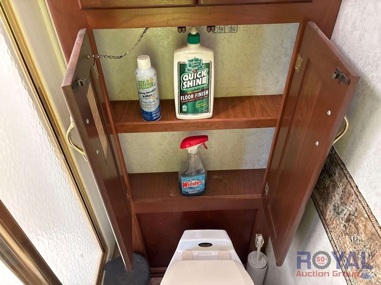 2002-kountry-star-motorhome-image-45