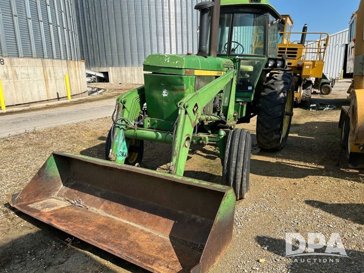 john-deere-4430-image-35