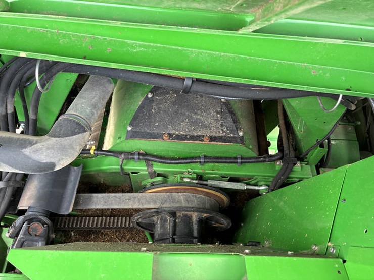 2014-john-deere-s680-image-90