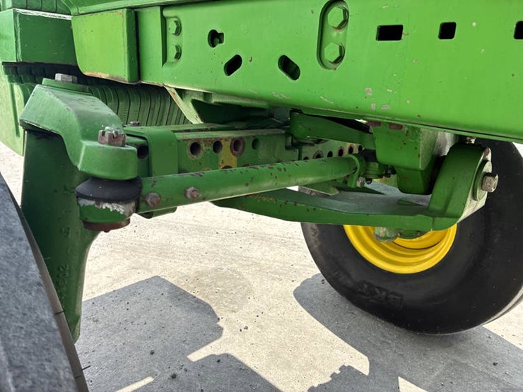 1990-john-deere-4555-image-58