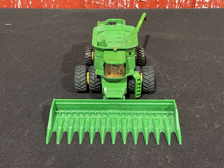 john-deere-9750-image-10