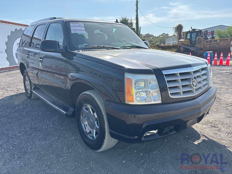 2006-cadillac-escalade-image-2
