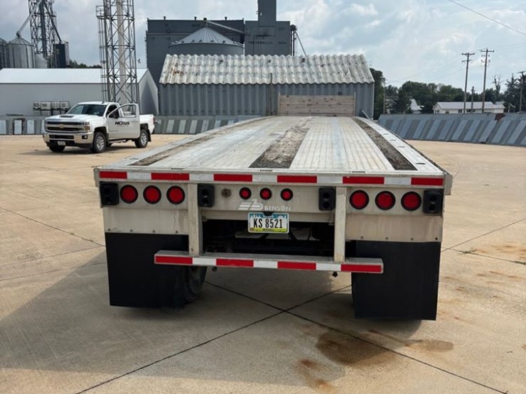 2008-benson-flatbed-image-4