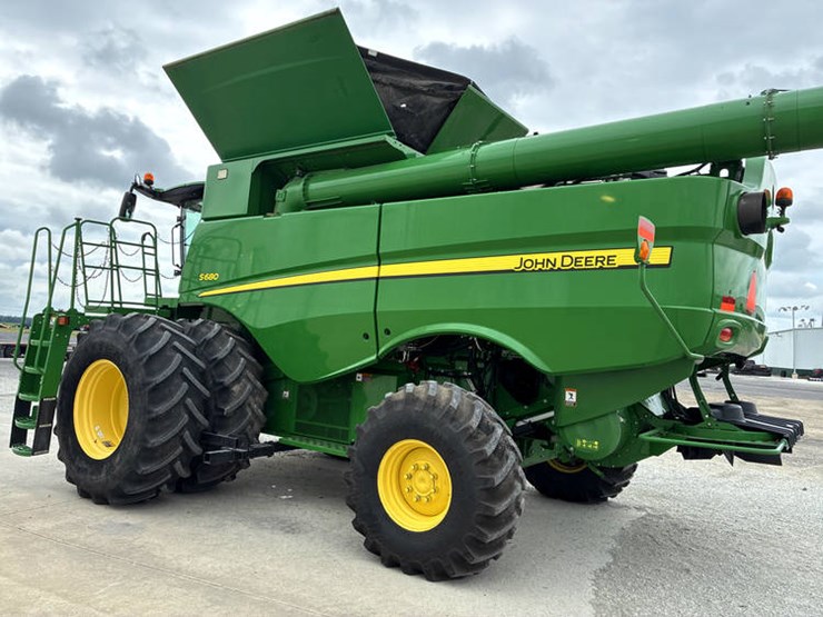 2014-john-deere-s680-image-6