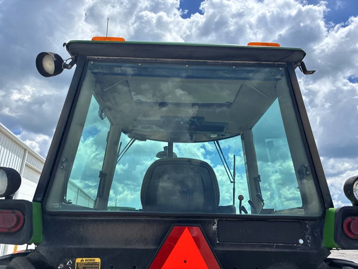 1990-john-deere-4555-image-28