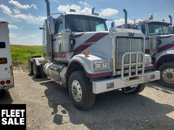 2014-western-star-4900-image-1