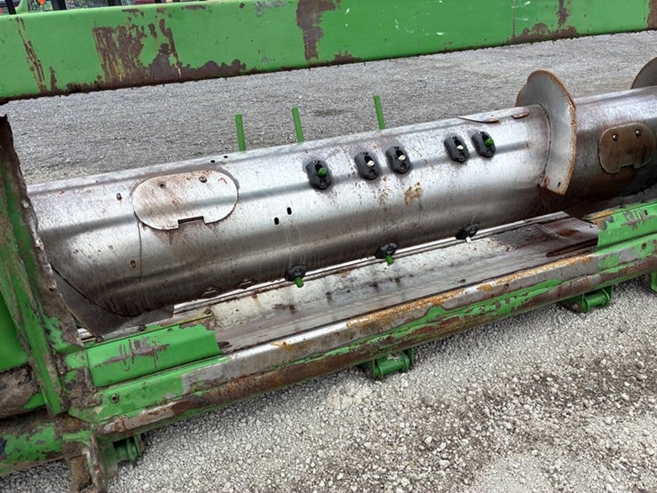 2004-john-deere-635f-image-11