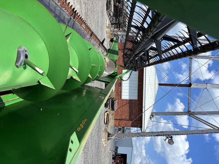 2010-john-deere-625f-image-5
