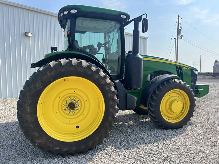 2012-john-deere-8285r-image-6