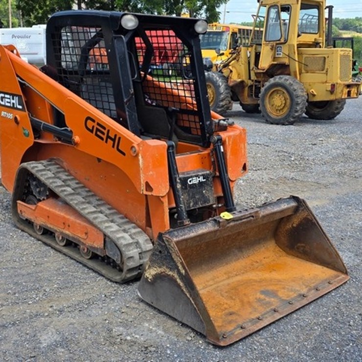 2020 GEHL RT105