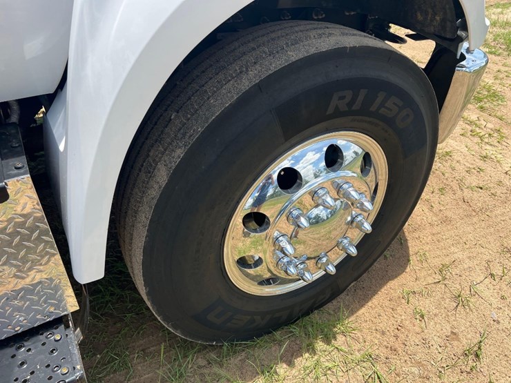 2017-ford-f750-image-30