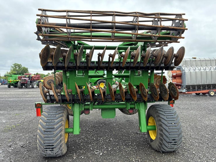 2020-john-deere-2680h-image-5