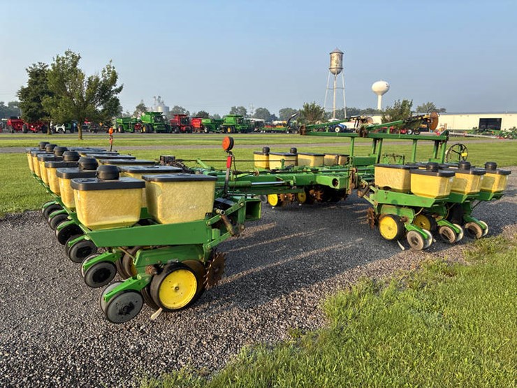 john-deere-7000-image-5