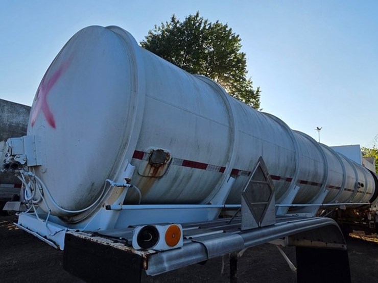 1995-polar-tank-image-36