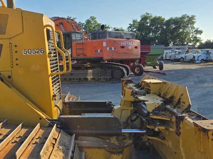 2019-caterpillar-d6n-lgp-image-43