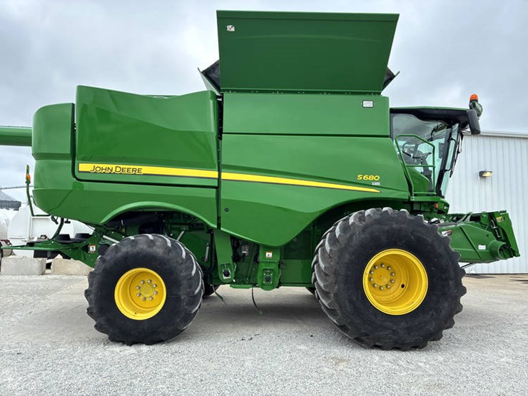 2015-john-deere-s680-image-4