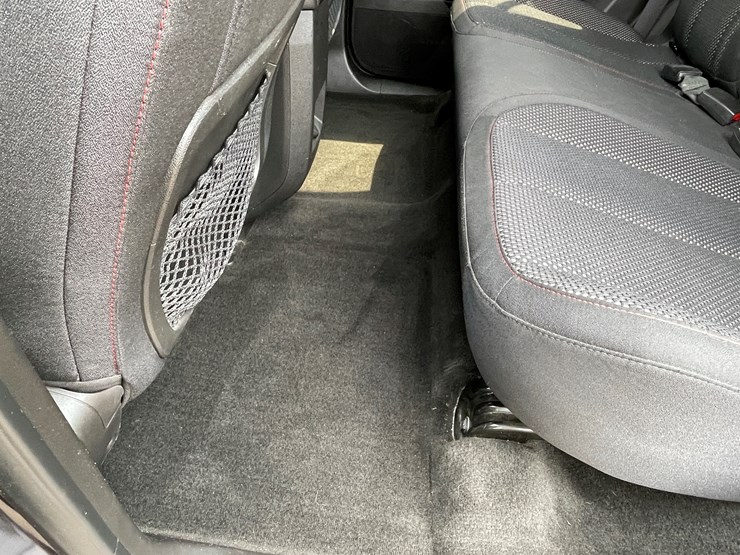 2013-chevrolet-equinox-lt-image-70