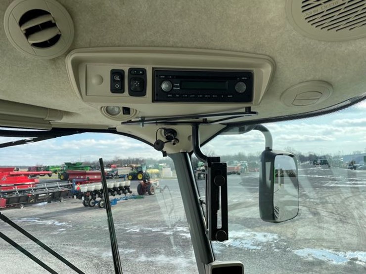 2017-john-deere-s680-image-113