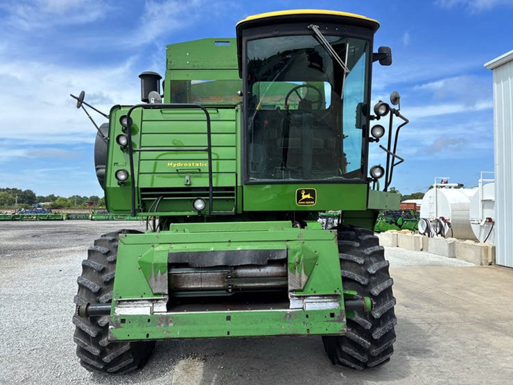 1983-john-deere-6620-image-8
