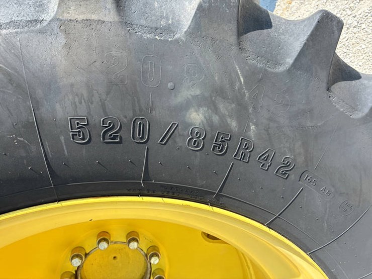 2013-john-deere-s690-image-32
