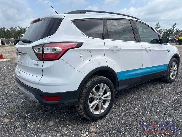 2017-ford-escape-image-3