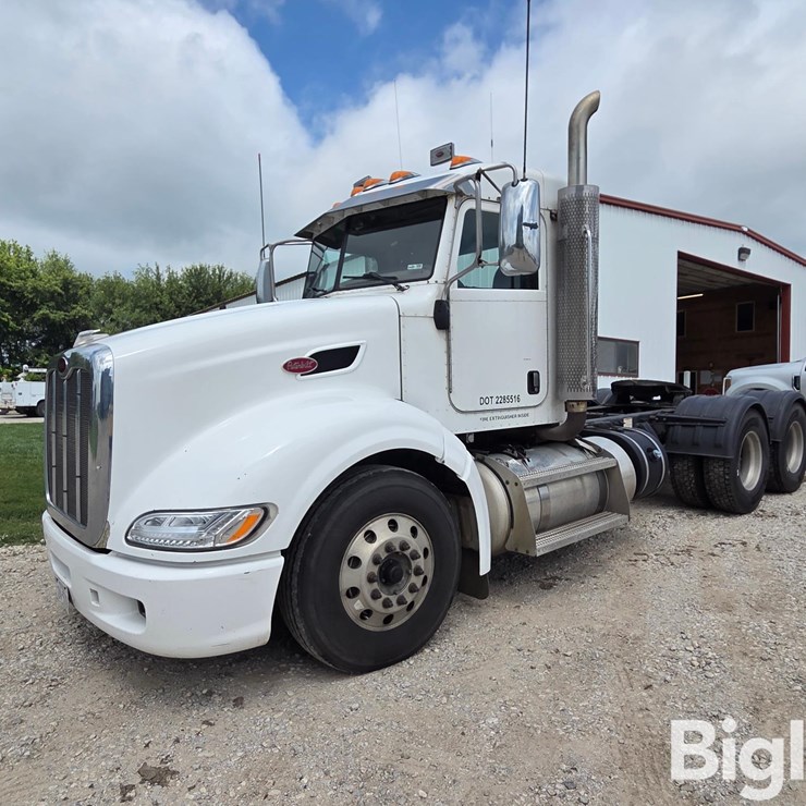 2012 PETERBILT 386