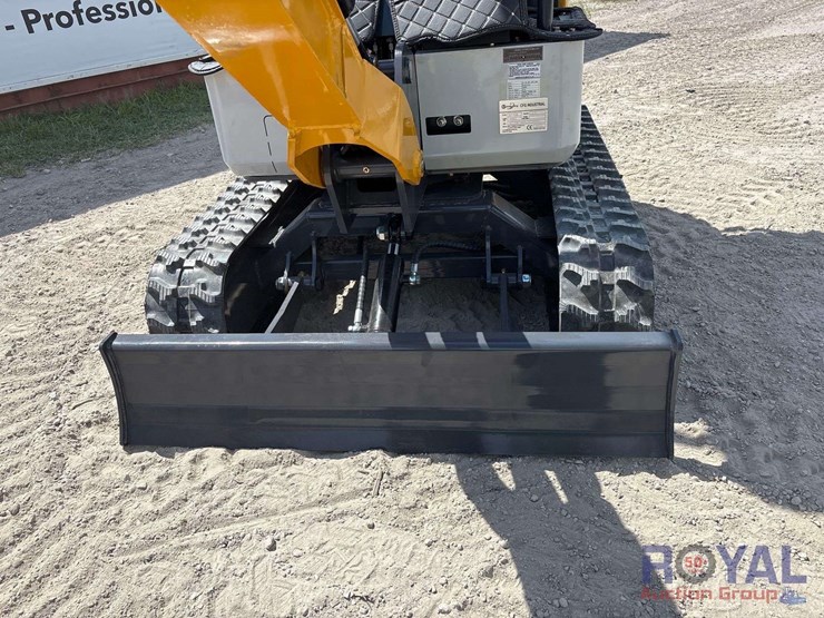 unused-2025-cfg-xz20r-mini-excavator-image-9