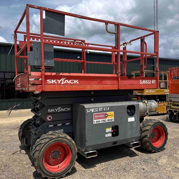 SKYJACK SJ6832RT