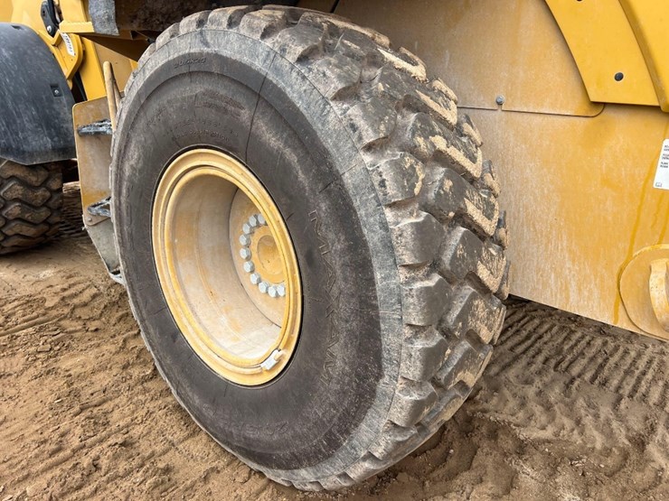 caterpillar-926m-image-31