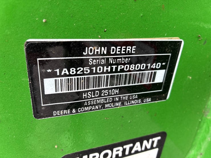 2023-john-deere-2510h-image-2