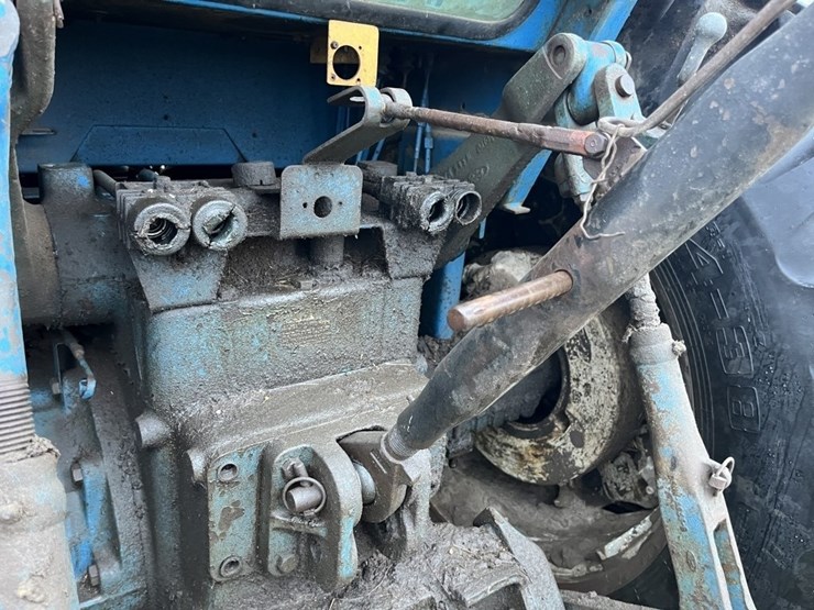 ford-tractor-image-7