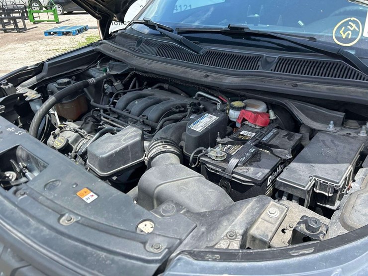 2018-ford-explorer-image-8