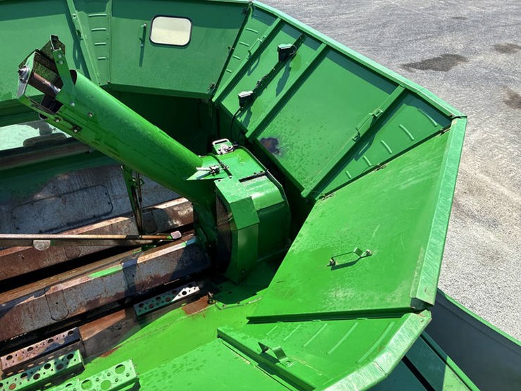 2013-john-deere-s690-image-97
