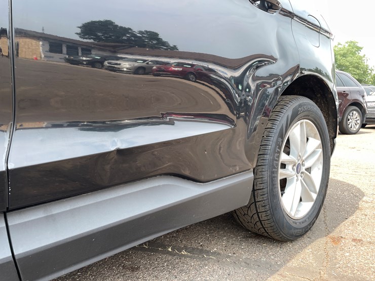 2016-ford-edge-sel-image-16