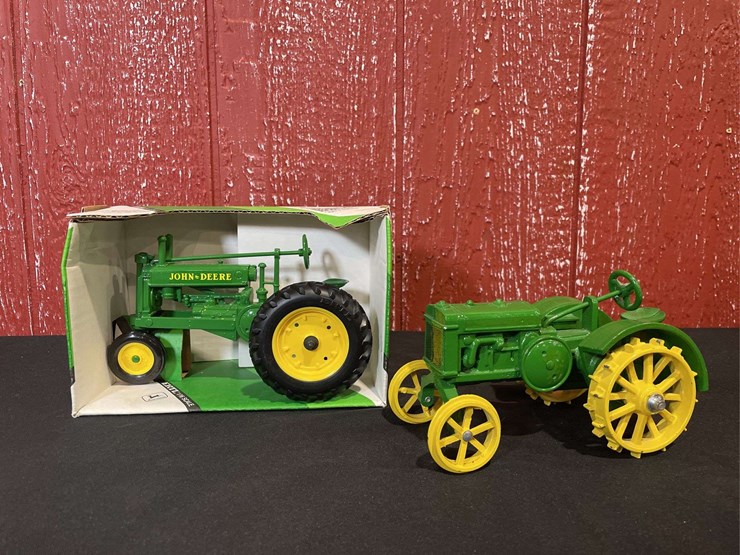 john-deere-a-image-1