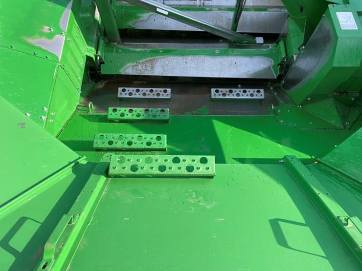 2017-john-deere-s680-image-98