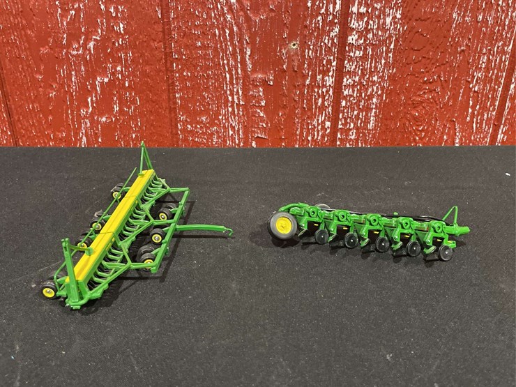 john-deere-64-image-5