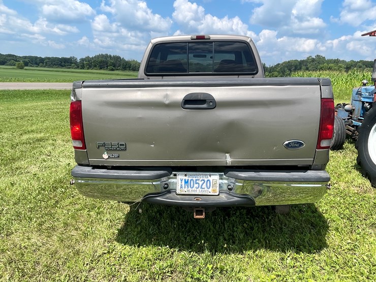2002-ford-f350-xlt-image-4