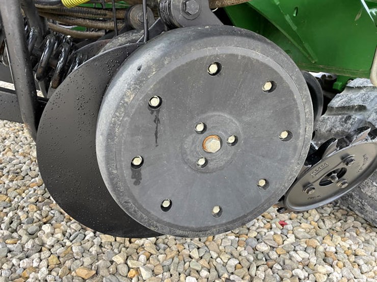 2017-john-deere-1990-image-83