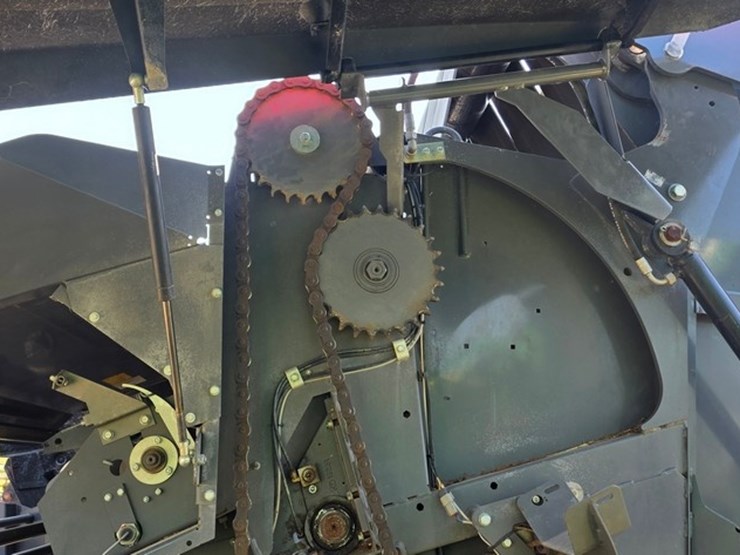 massey-ferguson-rb4180v-image-34