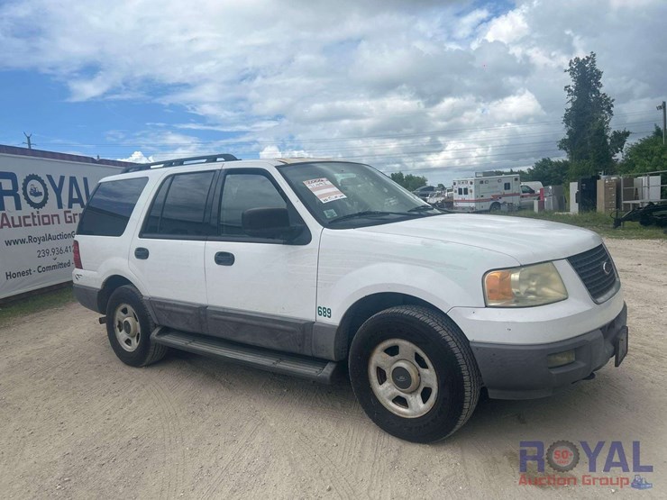 2006-ford-expedition-image-2
