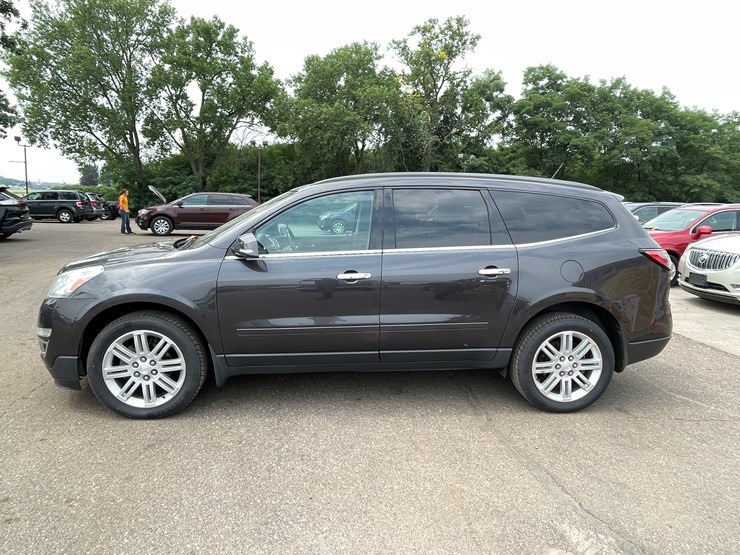 2014-chevrolet-traverse-image-8