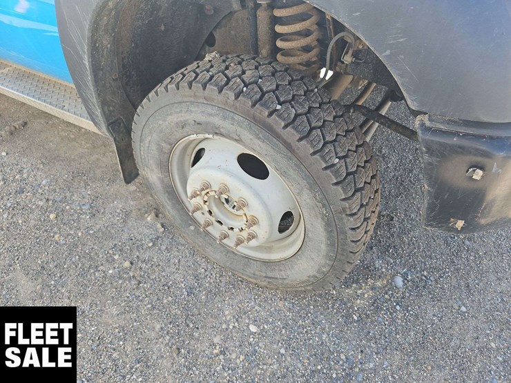 2012-ford-f450-image-16