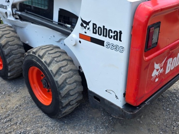 2011-bobcat-s630-image-21