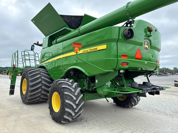 2015-john-deere-s680-image-8