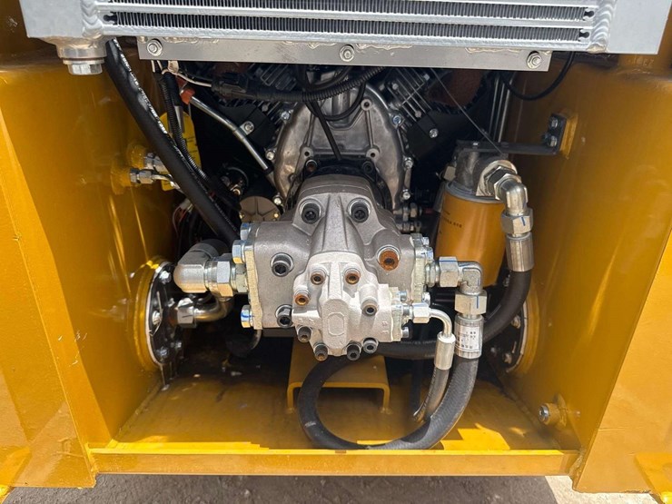 2025-cfg-industrial-tk35r-mini-track-loader-skid-steer-image-7