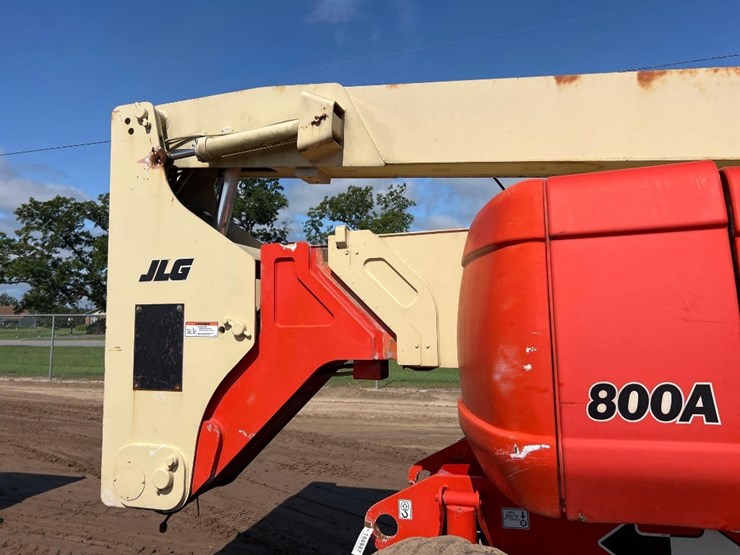 2000-jlg-800a-image-33